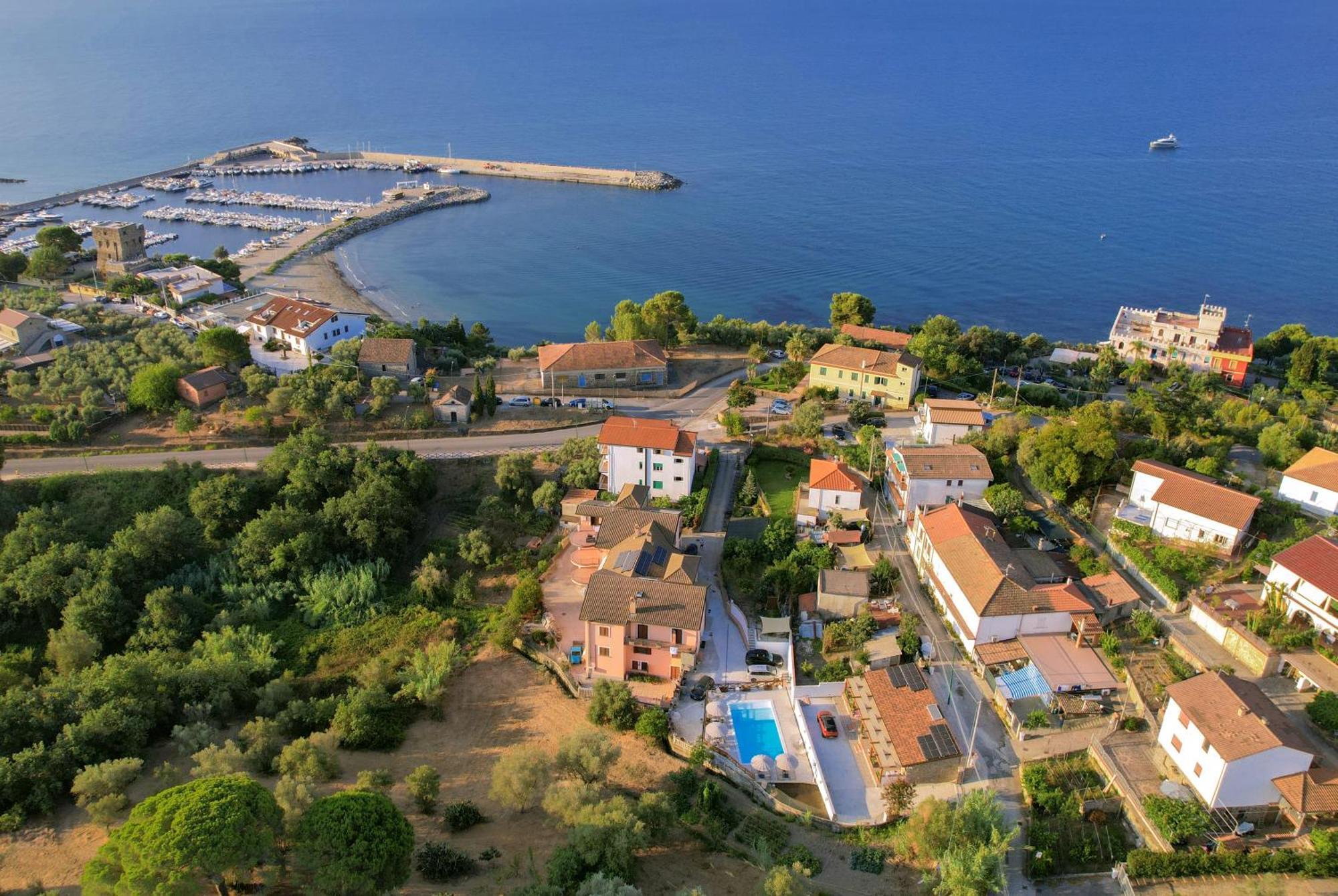Dominella Apartment Casal Velino Exterior photo